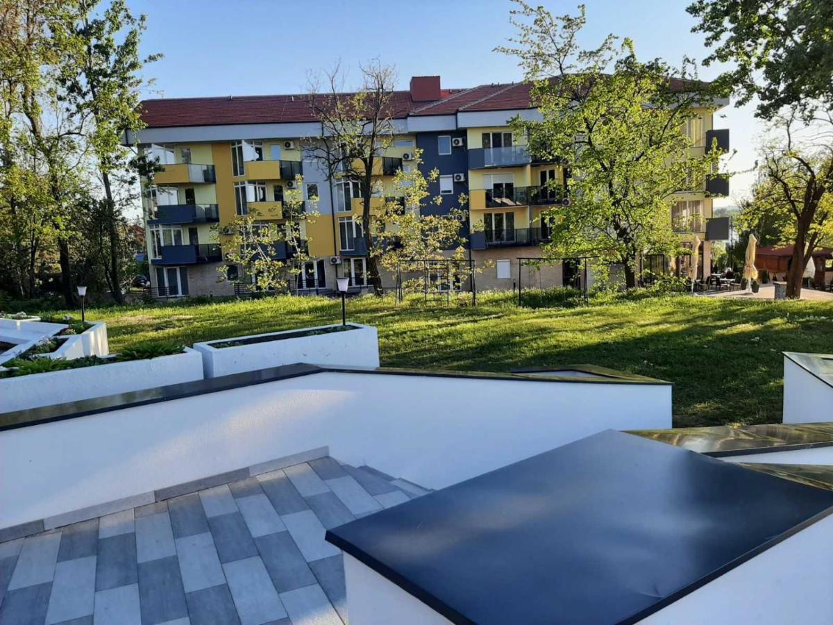 Apartmani K&V Veliko Gradište Esterno foto