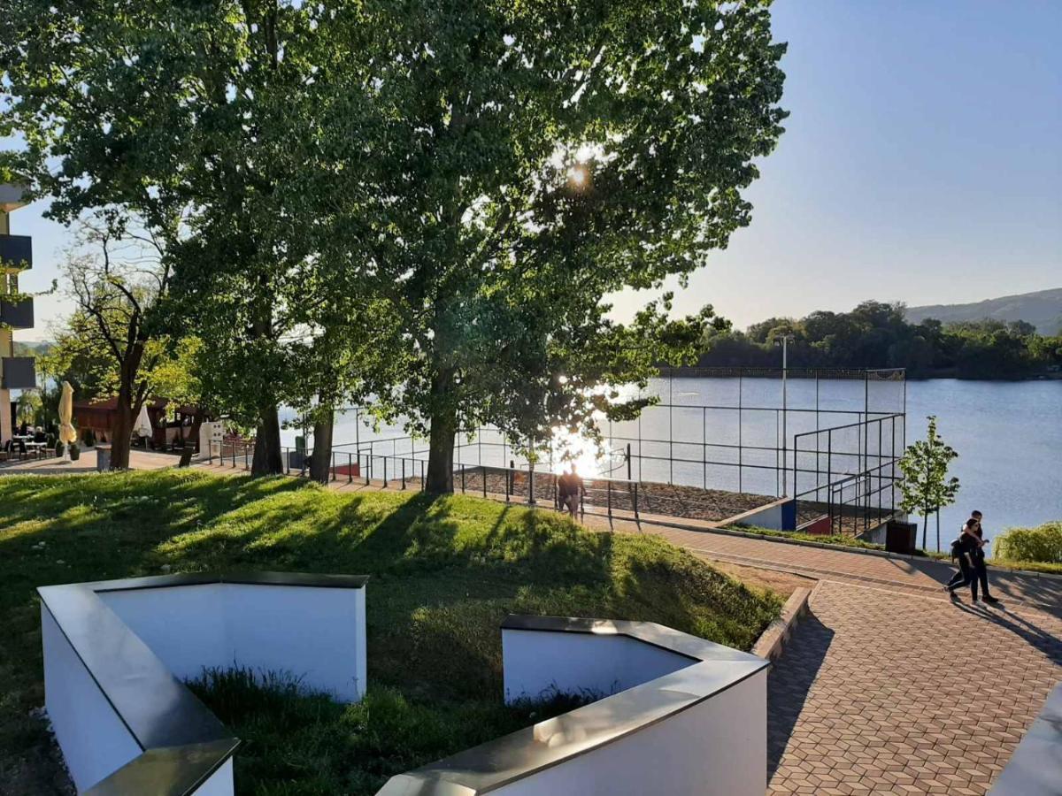 Apartmani K&V Veliko Gradište Esterno foto
