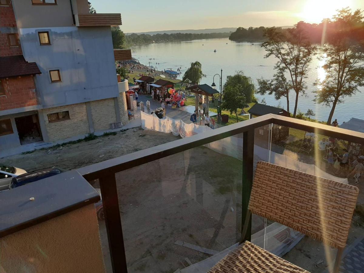 Apartmani K&V Veliko Gradište Esterno foto